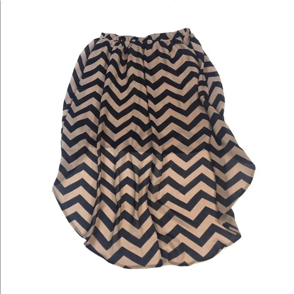 BT8 Rue21 Hi Low chevron Print Skirt M - Picture 4 of 5